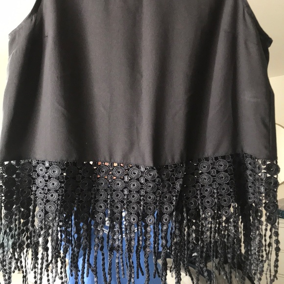 Fringe top - Picture 3 of 3